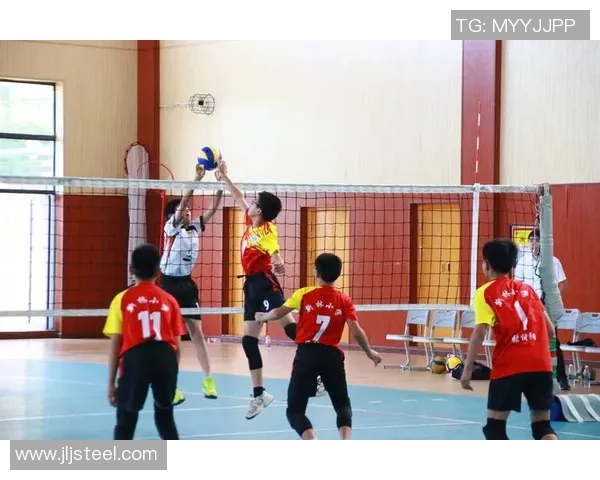 重庆排球队防守反击策略分析及其在比赛中的成效与不足之处 重庆排球队防守反击策略分析及其在比赛中的成效与不足之处