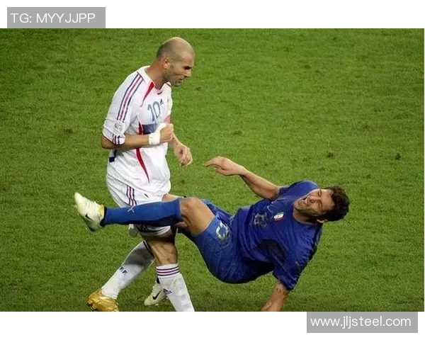 足球明星风采尽显精彩瞬间的图片集锦与背后的故事分享