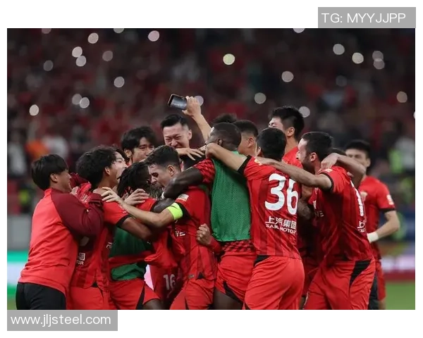 从青涩少年到耀眼明星揭秘足球天才的成功预测之路