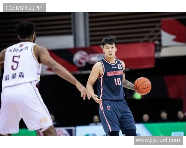 广州篮球队挑战赛战术分析与表现评估全面解读